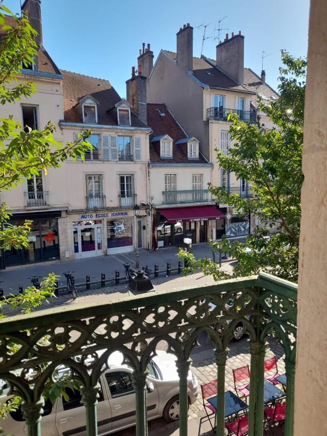 Emplacement Ideal : Studio Au Coeur De Dijon Disponible En Location Apartment Exterior foto