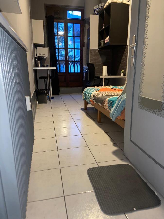Emplacement Ideal : Studio Au Coeur De Dijon Disponible En Location Apartment Exterior foto