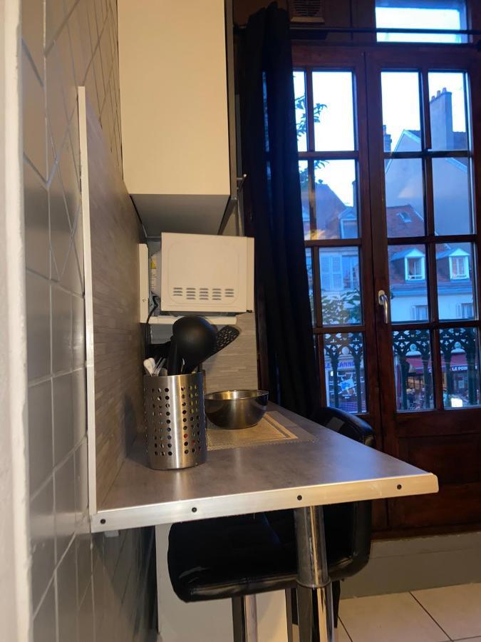Emplacement Ideal : Studio Au Coeur De Dijon Disponible En Location Apartment Exterior foto